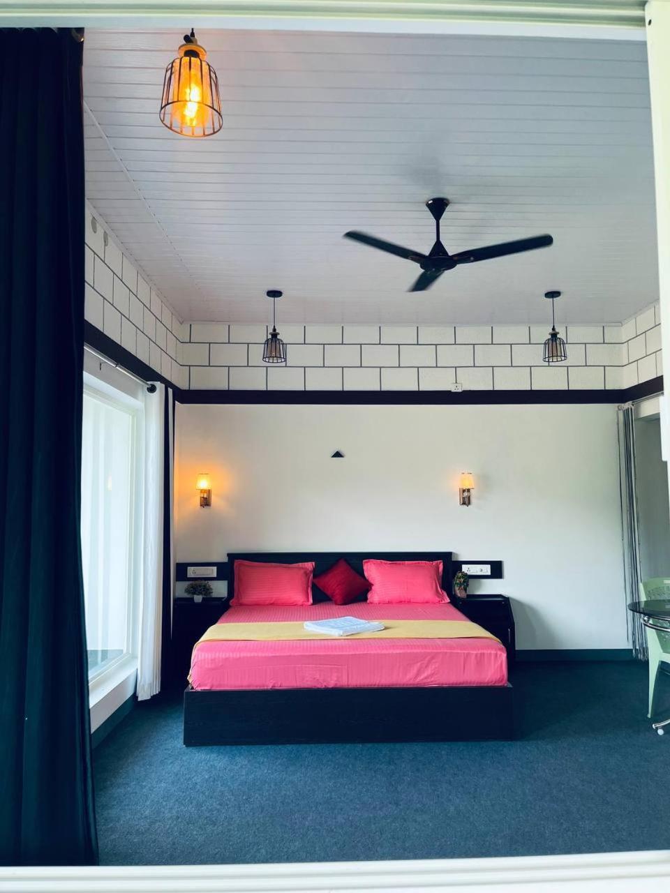 Linn View Home Stay مونار الغرفة الصورة