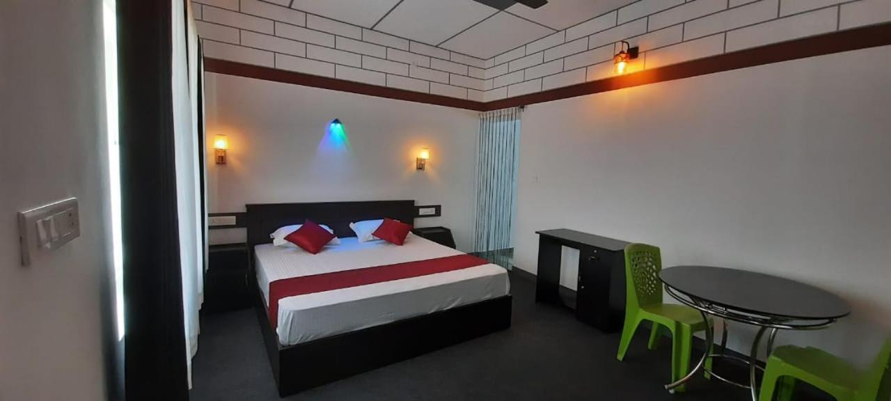 Linn View Home Stay مونار الغرفة الصورة
