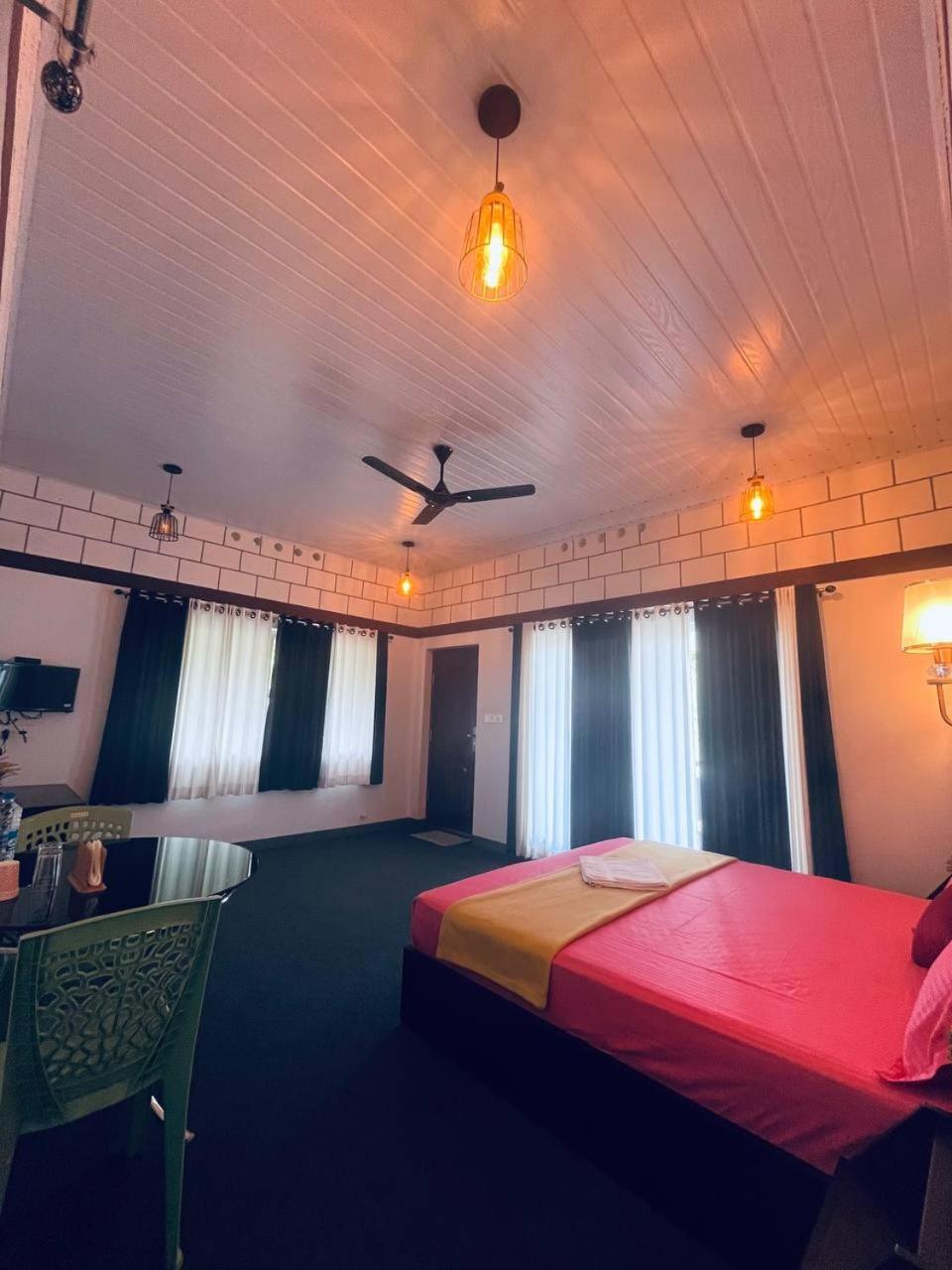 Linn View Home Stay مونار الغرفة الصورة