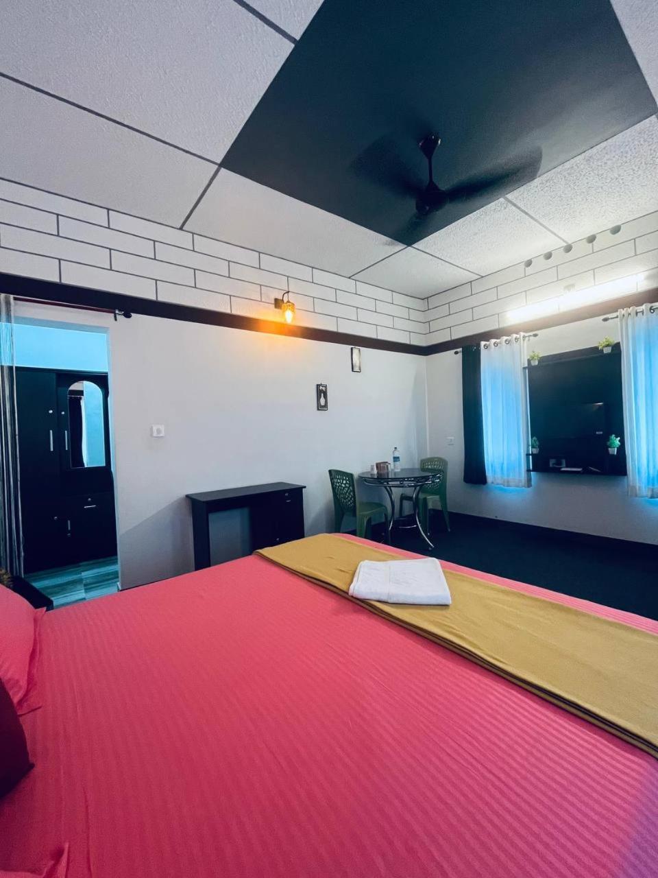 Linn View Home Stay مونار الغرفة الصورة