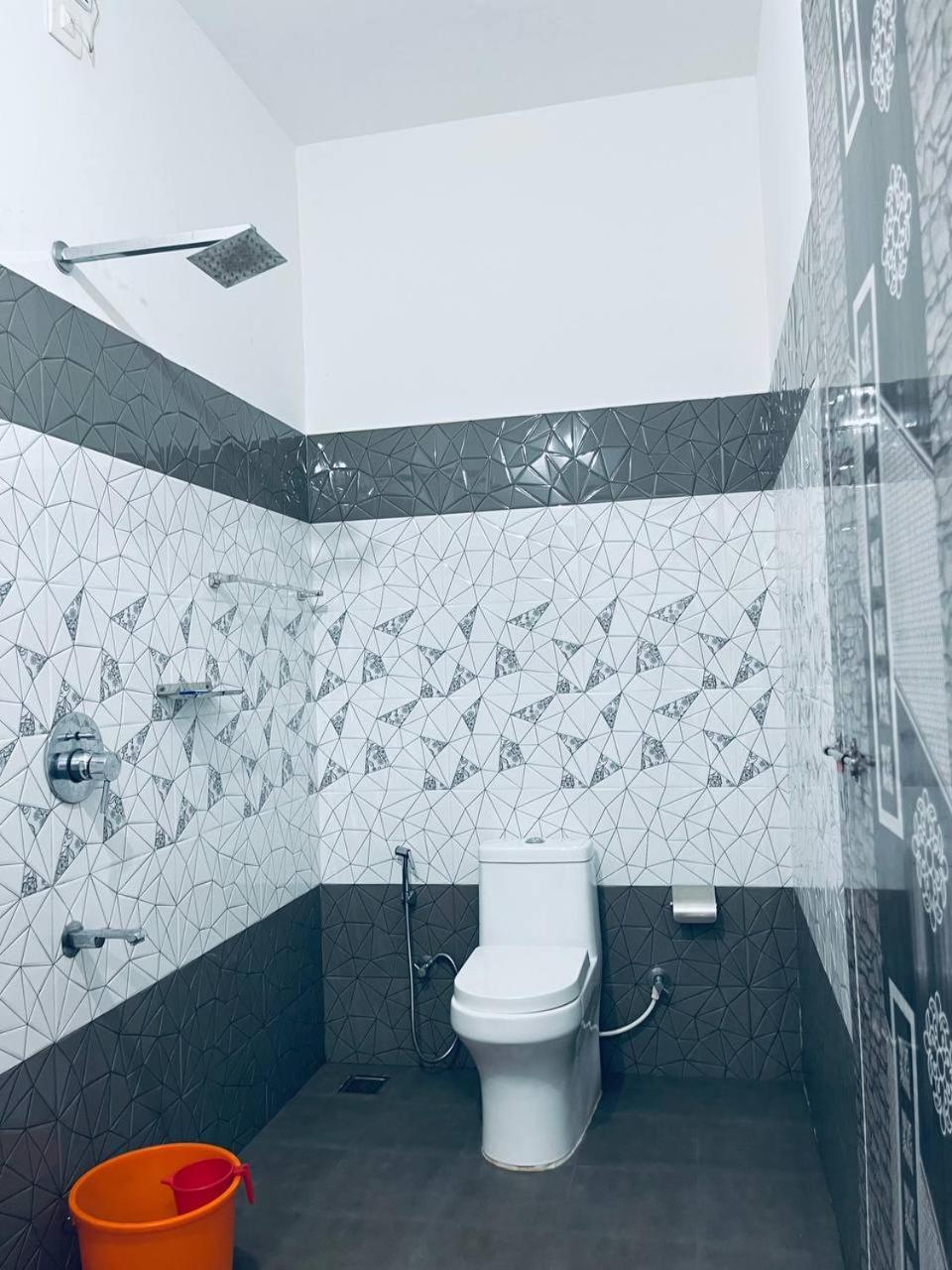 Linn View Home Stay مونار الغرفة الصورة