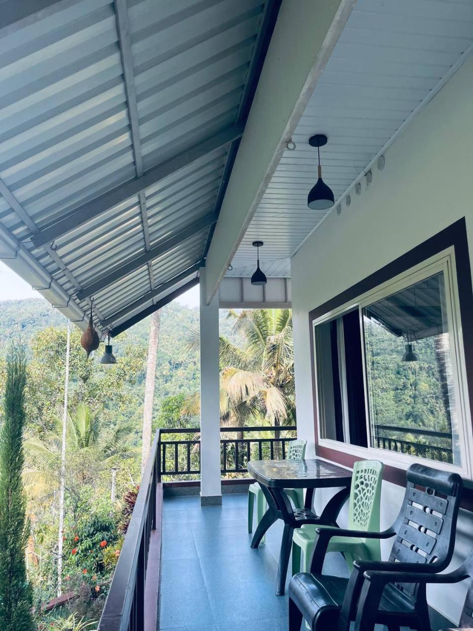 Linn View Home Stay مونار الغرفة الصورة